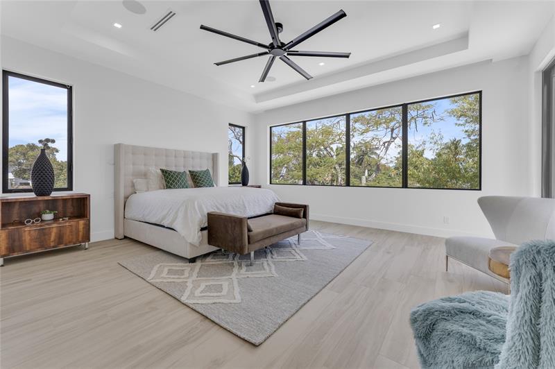 Image 20 of 61 For 235 11th Street