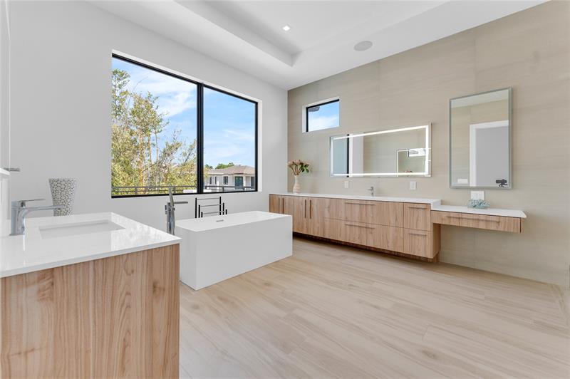 Image 23 of 61 For 235 11th Street