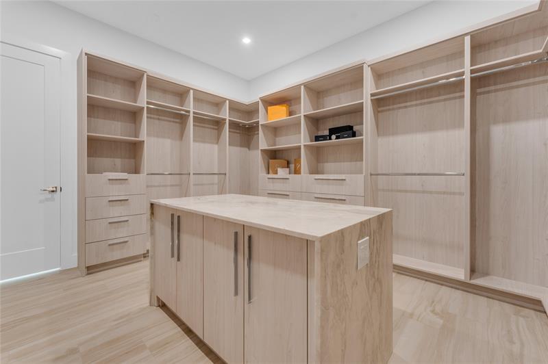 Image 38 of 61 For 235 11th Street