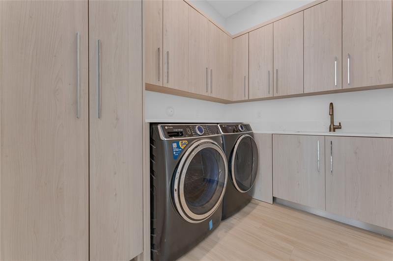 Image 42 of 61 For 235 11th Street