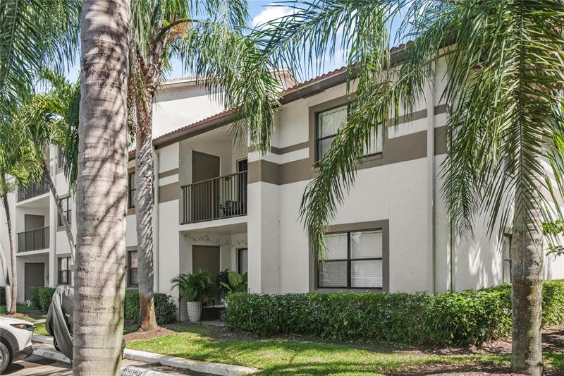 Image 2 of 10 For 530 Park Rd  22-11