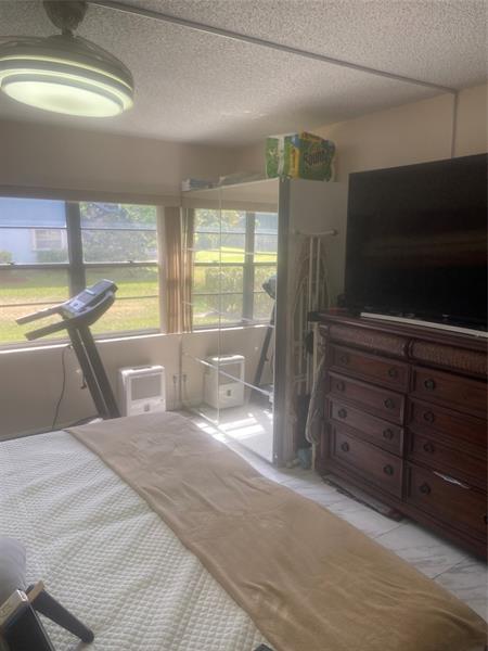 Image 12 of 22 For 800 125th Way  112 O