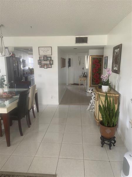 Image 6 of 22 For 800 125th Way  112 O