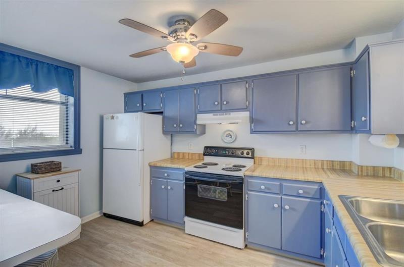Image 17 of 23 For 9940 Ocean Dr  505