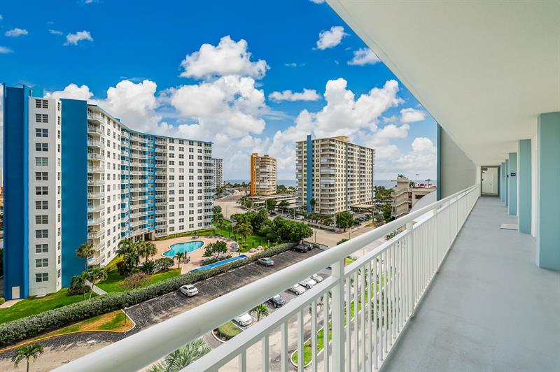 Image 15 of 37 For 201 Ocean Blvd  801