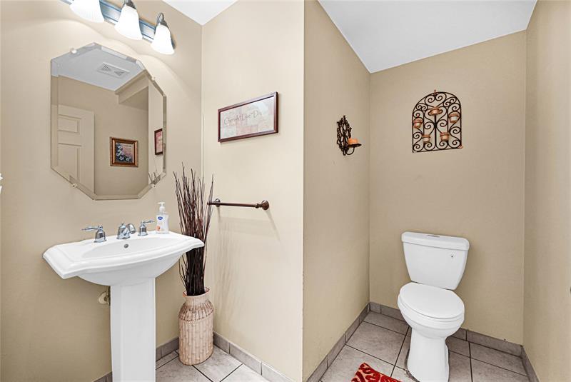 Image 21 of 59 For 11729 Rock Lake Ter