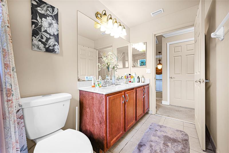 Image 36 of 59 For 11729 Rock Lake Ter