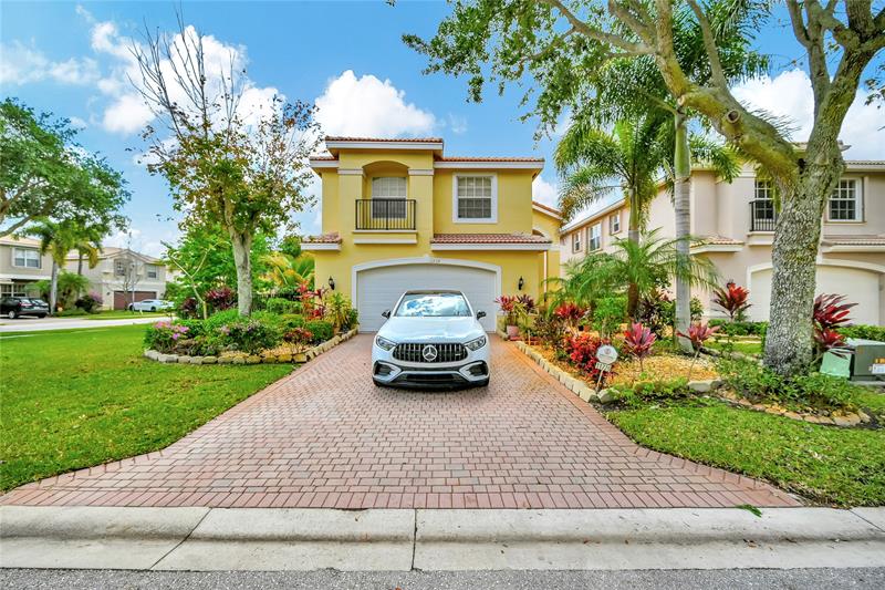 Image 4 of 59 For 11729 Rock Lake Ter