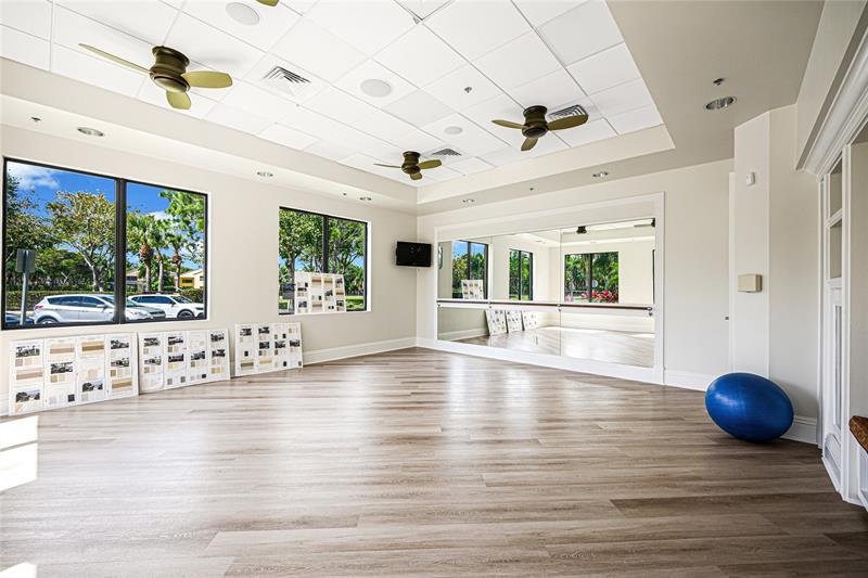 Image 48 of 59 For 11729 Rock Lake Ter