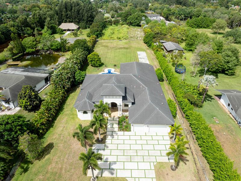 Image 5 of 54 For 5941 185th Way