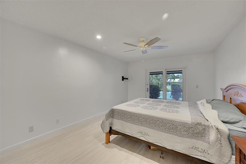 Image 13 of 65 For 8618 Jared Way