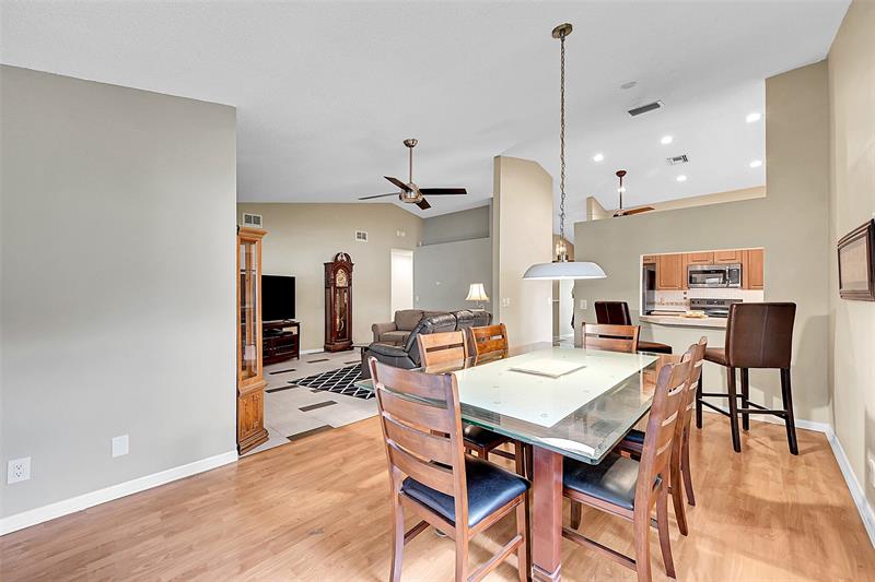 Image 32 of 65 For 8618 Jared Way