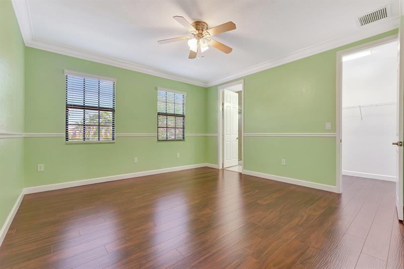 Image 10 of 85 For 8727 39 Street