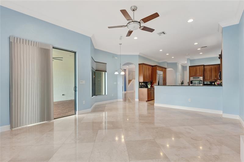 Image 17 of 85 For 8727 39 Street
