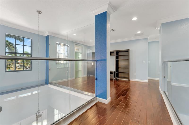 Image 33 of 85 For 8727 39 Street