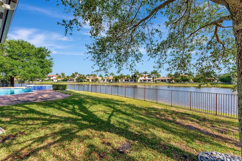 Image 62 of 85 For 8727 39 Street