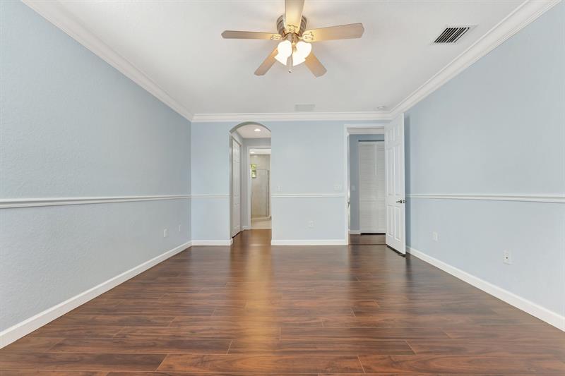 Image 9 of 85 For 8727 39 Street