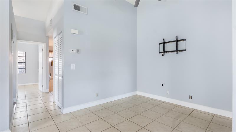 Image 13 of 73 For 410 Freedom Ct  410