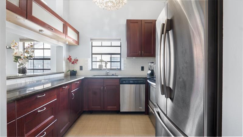 Image 21 of 73 For 410 Freedom Ct  410