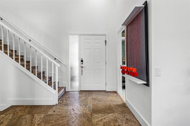 Image 7 of 50 For 2093 52nd St