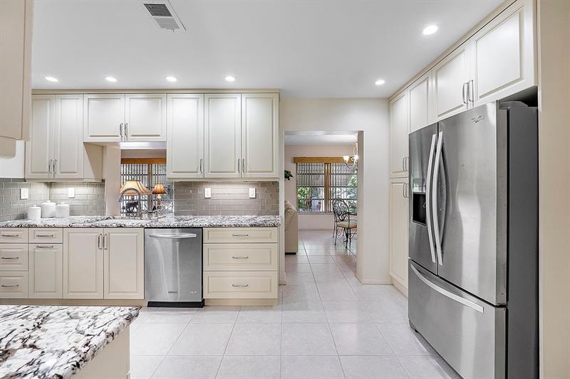 Image 10 of 42 For 6015 67th Ter