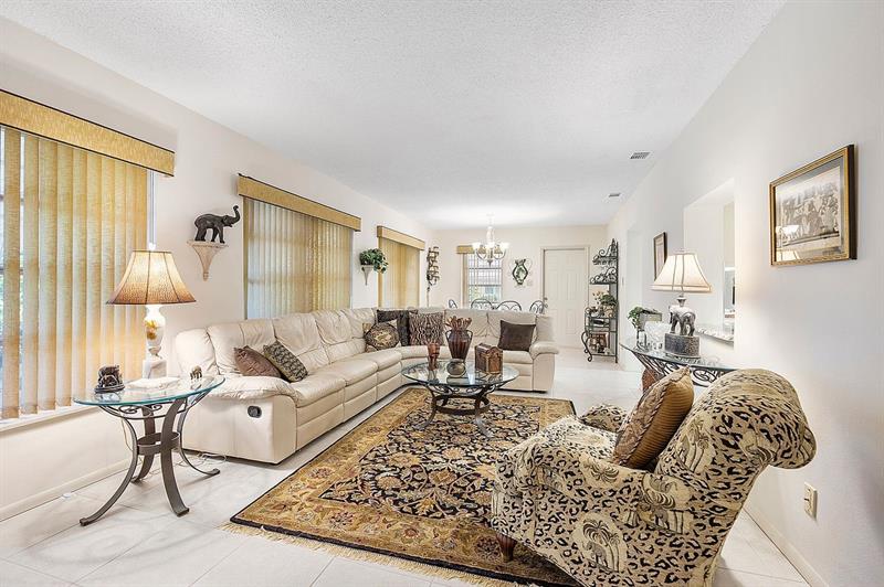 Image 23 of 42 For 6015 67th Ter