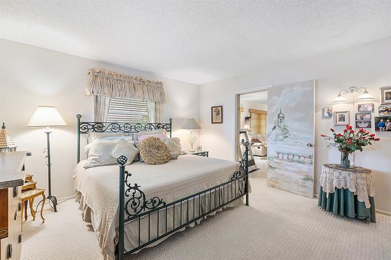 Image 31 of 42 For 6015 67th Ter