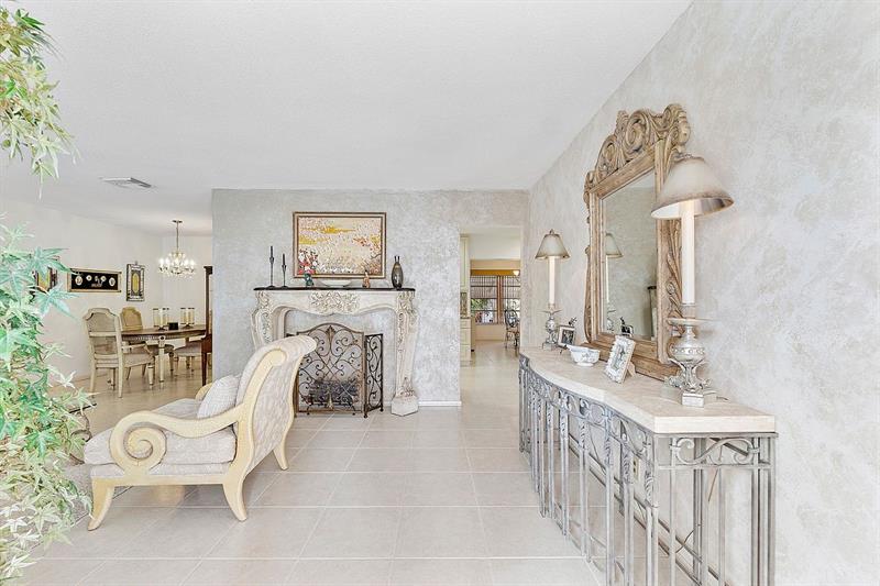 Image 4 of 42 For 6015 67th Ter