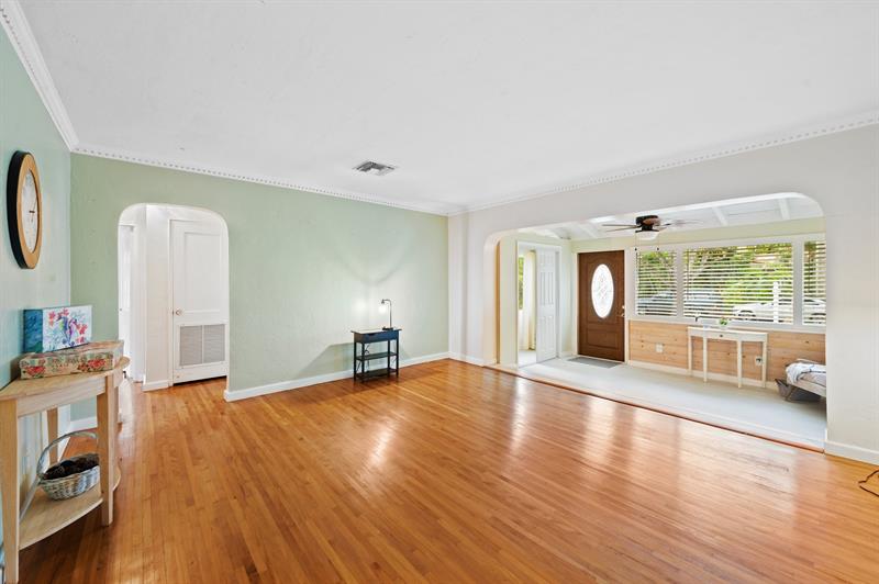 Image 7 of 35 For 1415 Fletcher St