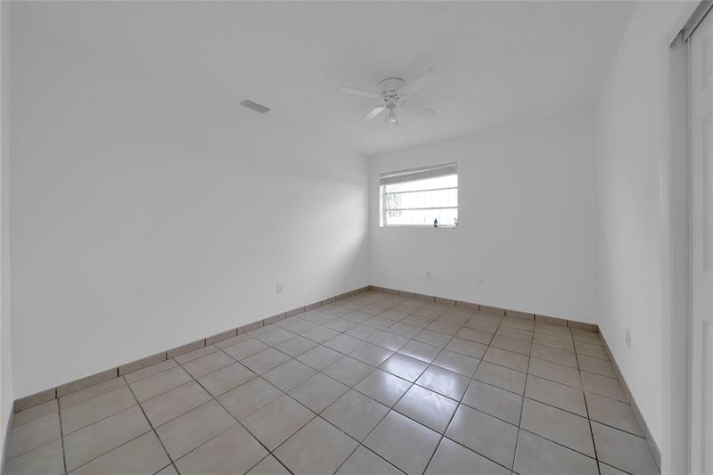 Image 11 of 12 For 7145 13th St