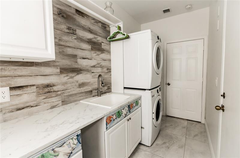 Image 21 of 27 For 9469 Verona Lakes Blvd