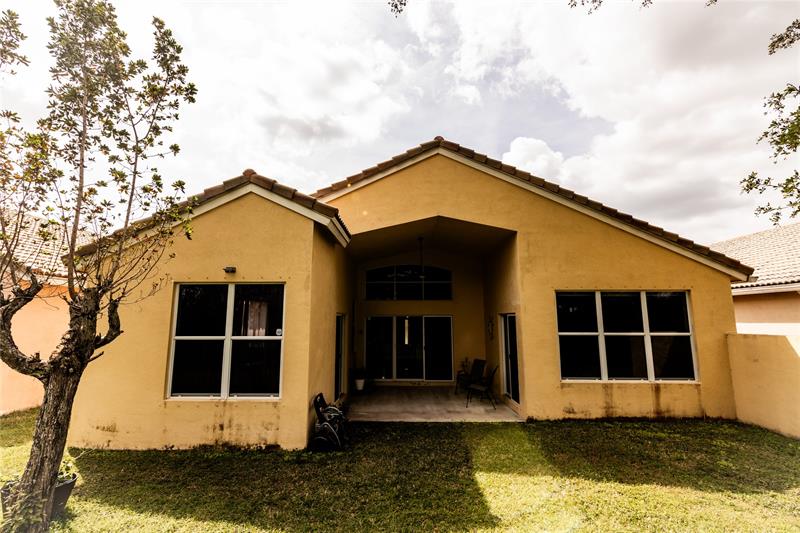 Image 25 of 27 For 9469 Verona Lakes Blvd