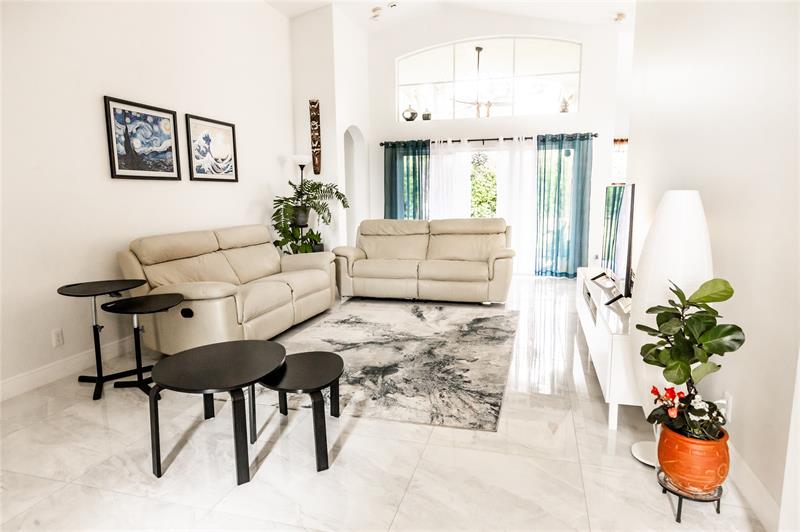 Image 4 of 27 For 9469 Verona Lakes Blvd