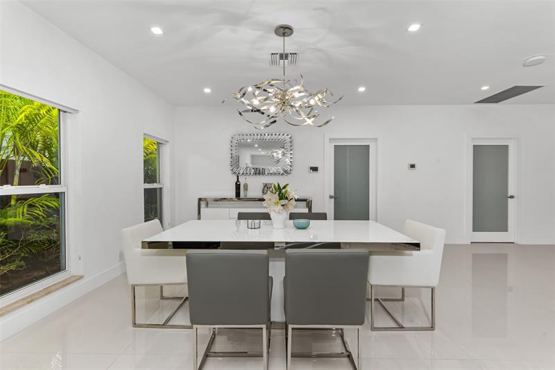Image 16 of 64 For 615 3rd Key Dr