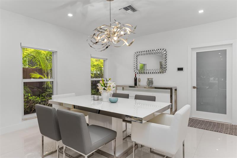 Image 17 of 64 For 615 3rd Key Dr