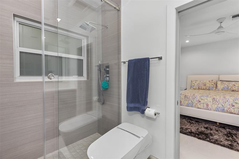 Image 36 of 64 For 615 3rd Key Dr