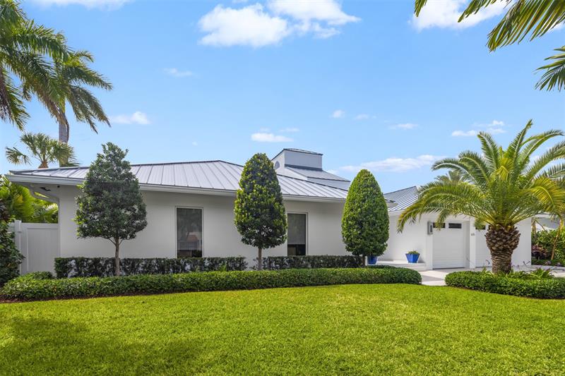 Image 4 of 64 For 615 3rd Key Dr