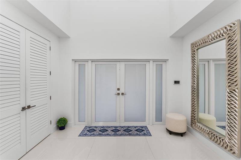 Image 6 of 64 For 615 3rd Key Dr