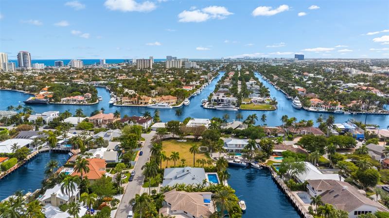 Image 60 of 64 For 615 3rd Key Dr