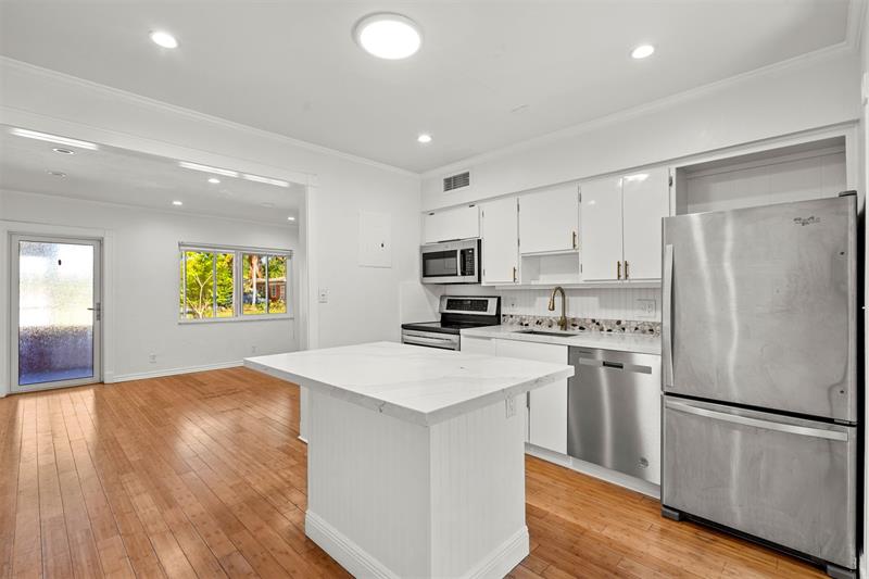 Image 17 of 22 For 1413 23rd Ave