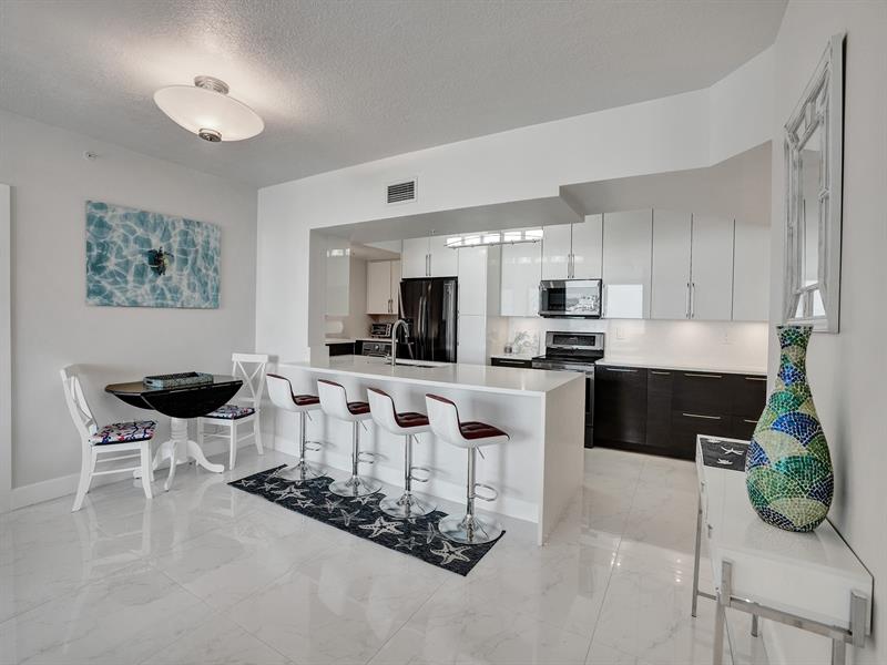Image 15 of 61 For 3020 32 Ave  1116