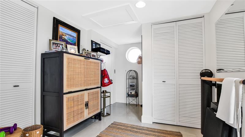 Image 30 of 34 For 816 7th St  C