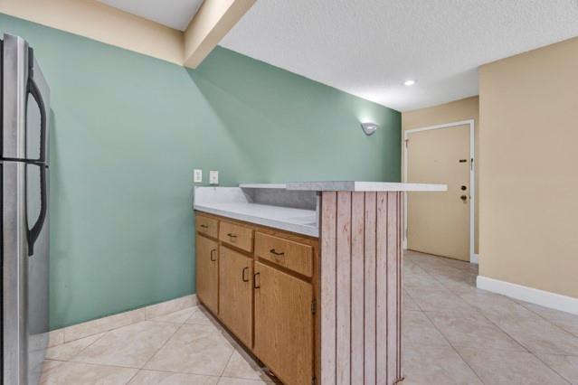 Image 12 of 41 For 5767 Washington St  F-21