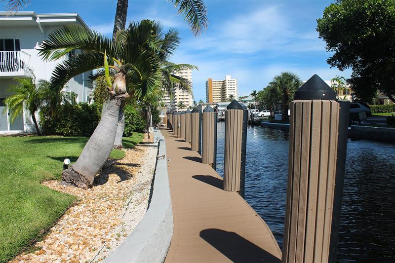 Image 30 of 41 For 1705 Riverside Dr  8