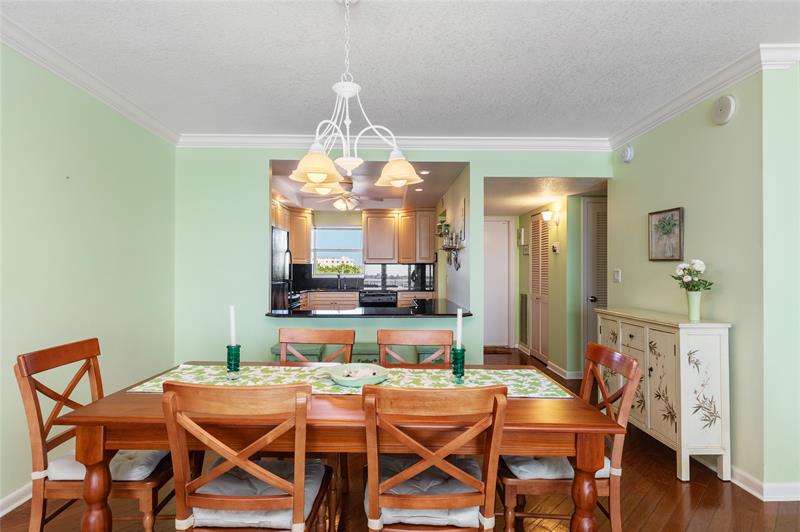 Image 30 of 72 For 511 Bayshore Dr  410