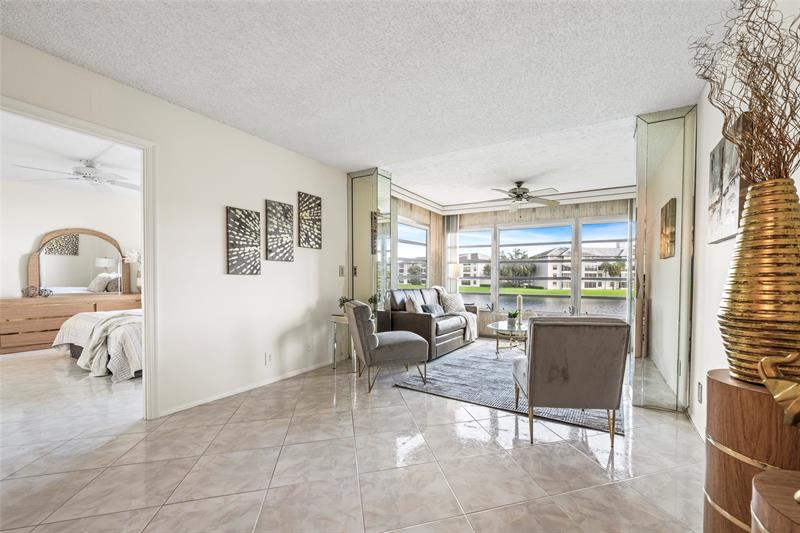 Image 11 of 25 For 9440 Bldg A Poinciana Pl  211