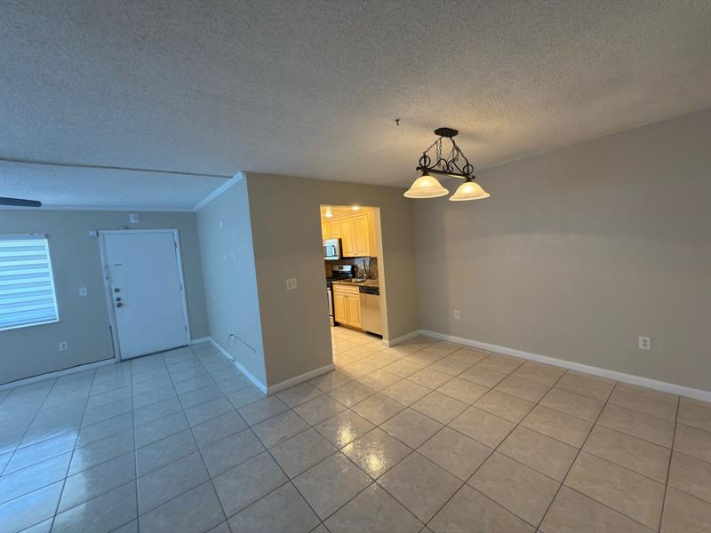 Image 11 of 33 For 20230 2nd Ave  U12