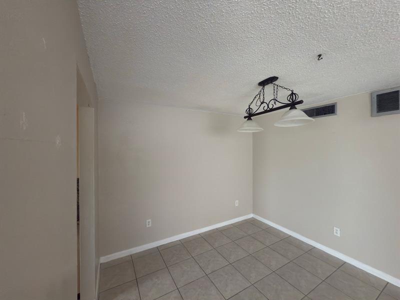 Image 13 of 33 For 20230 2nd Ave  U12