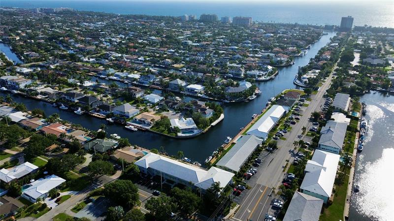 Image 22 of 27 For 2301 36th St  202