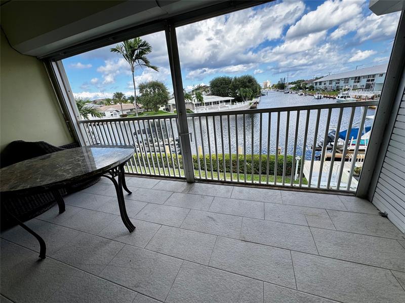 Image 23 of 27 For 2301 36th St  202